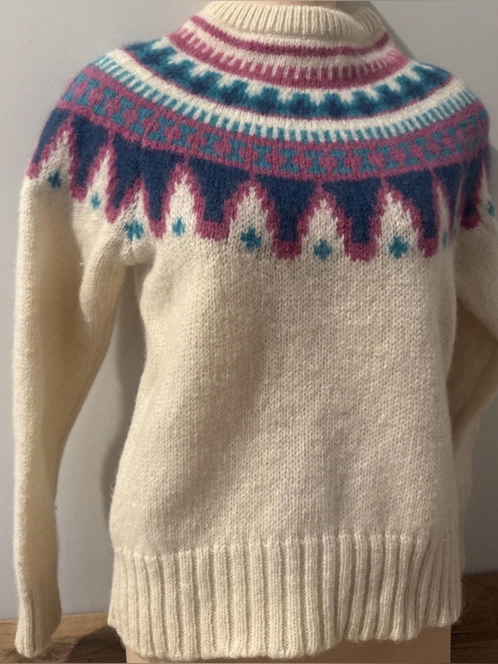 VINTAGE Woolrich Fair Isle Wool Sweater